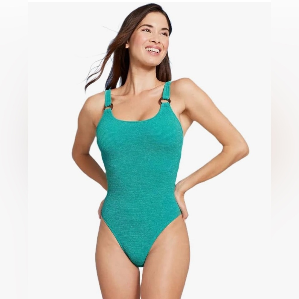 Shade & Shore Women'sSquare Neck Pucker High Leg One Piece Swimsuit -<<112>>>